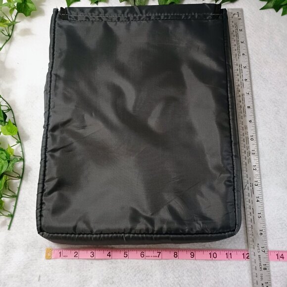 VGUC: Solo Laptop, Black Check Fast Padded Laptop Sleeve Case - Picture 4 of 4